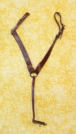 Split Braid Breast Collar - scale miniature